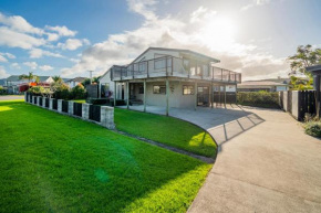 Seabreeze on Cook - Whitianga Holiday Home, Whitianga